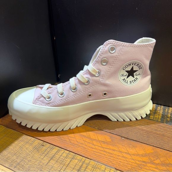 Converse Shoes - NEW Converse Chuck Taylor All Star Lugged 2.0 Platform High Barely Rose Women’s